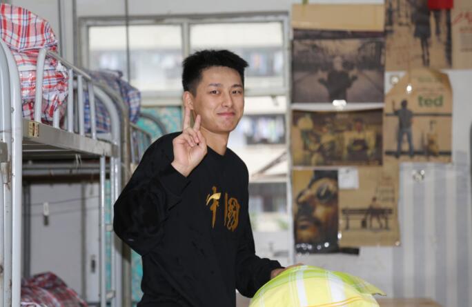 我校2020级新生到校