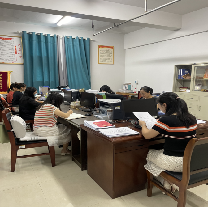 国际教育学院第一党支部开展九月主题党日活动