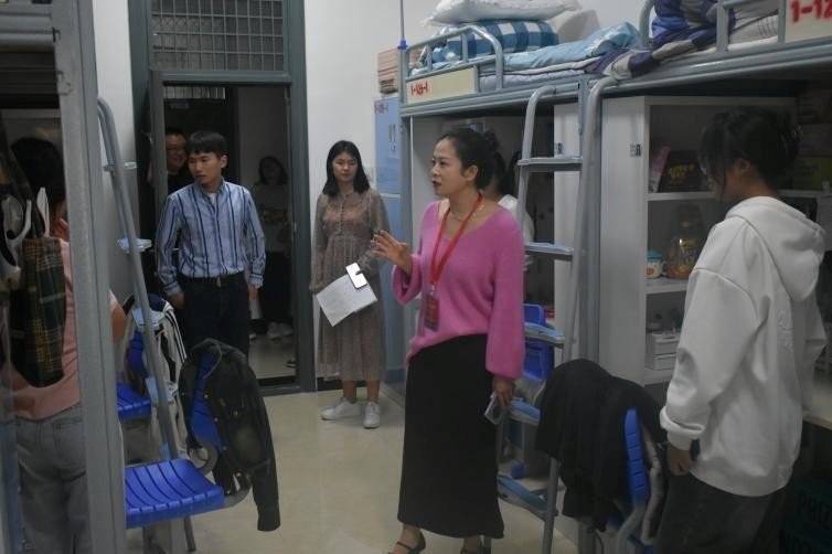 康复医学与保健学院(中医学院)开展学生宿舍安全隐患排查专项活动