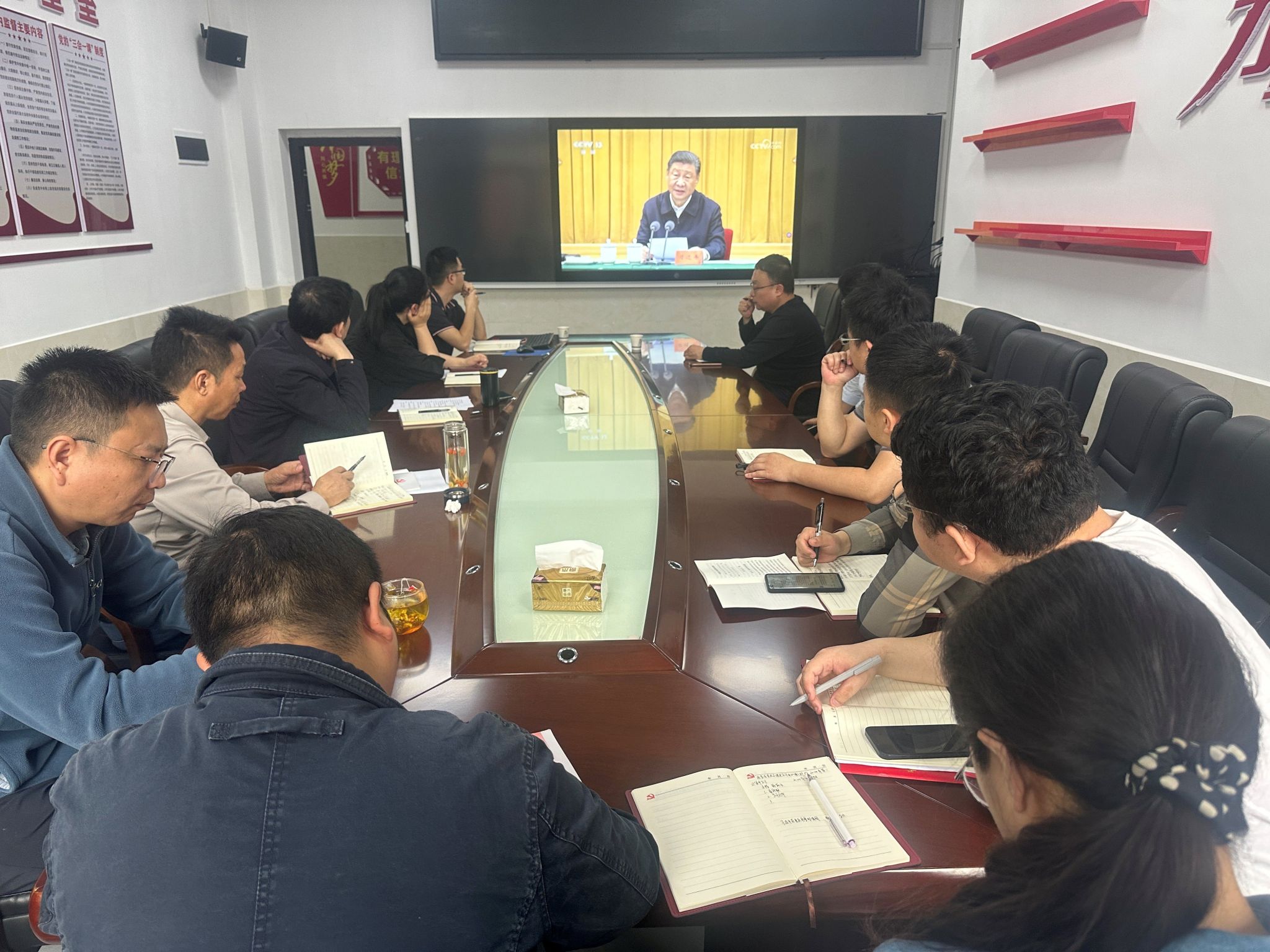医学院党总支开展2024年理论学习中心组（扩大）第二次集中学习