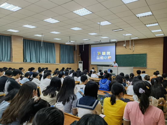 广州大学谢如鹤教授来我校讲座