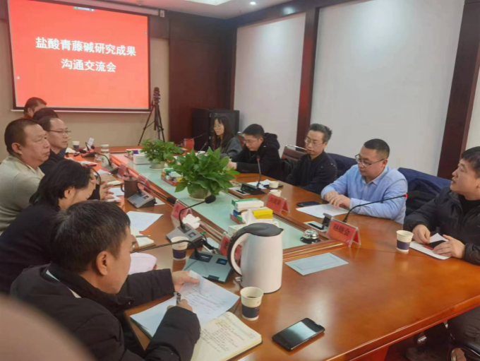 加快成果转化——我校药学院赴正清制药开展技术对接